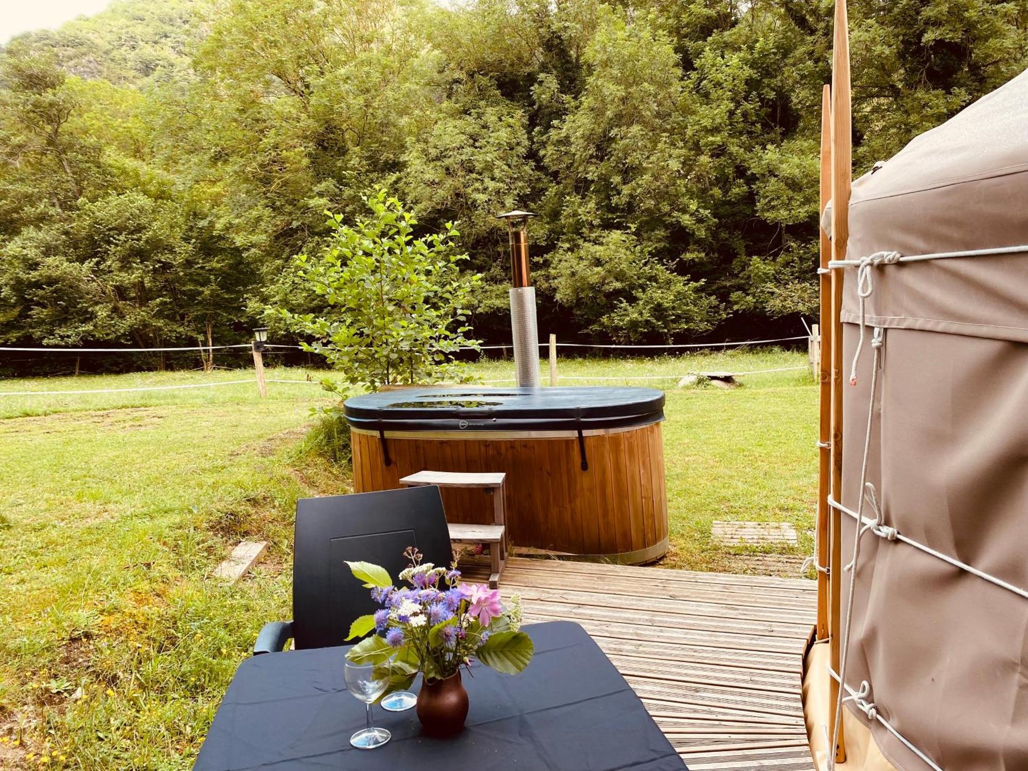 Yourte Et Son Bain Nordique Frechet-Aure Exterior foto